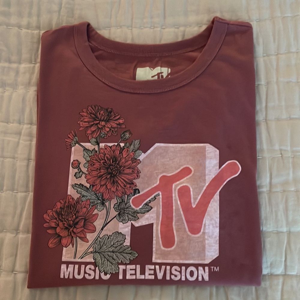 MTV T-shirt